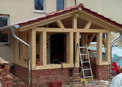 Carports, Terrassen und Eingangsbereiche